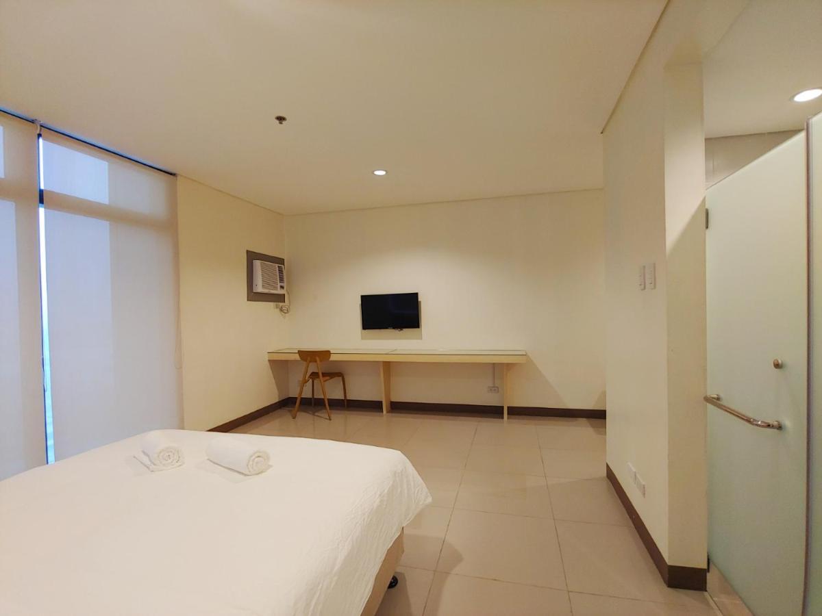 Kaizen Suites Manila Exterior foto