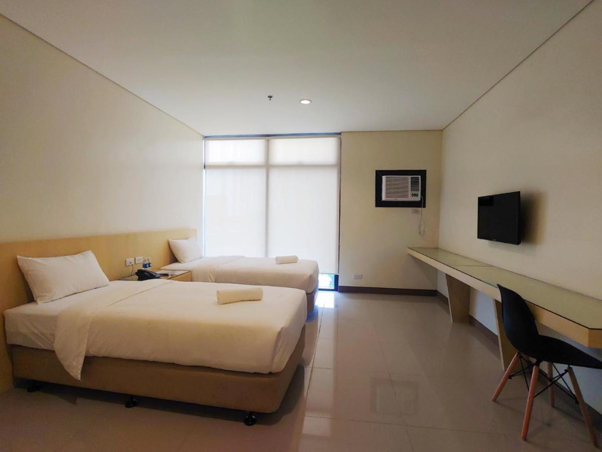 Kaizen Suites Manila Exterior foto