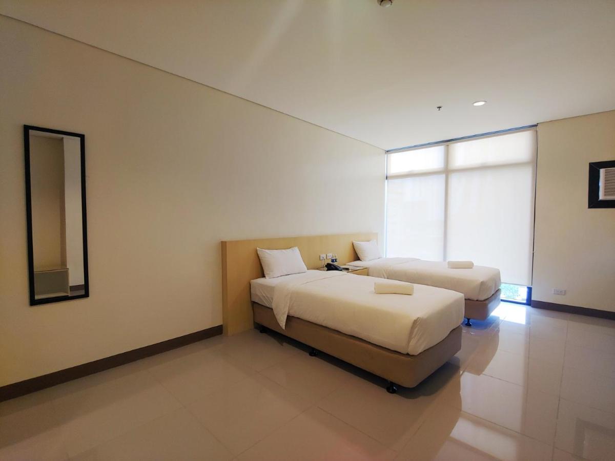 Kaizen Suites Manila Exterior foto